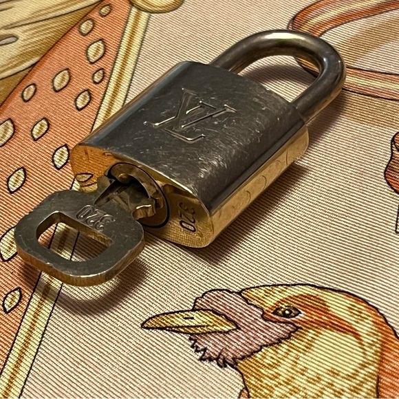 Authentic Louis Vuitton Lock and Key #320 - Picture 6 of 11